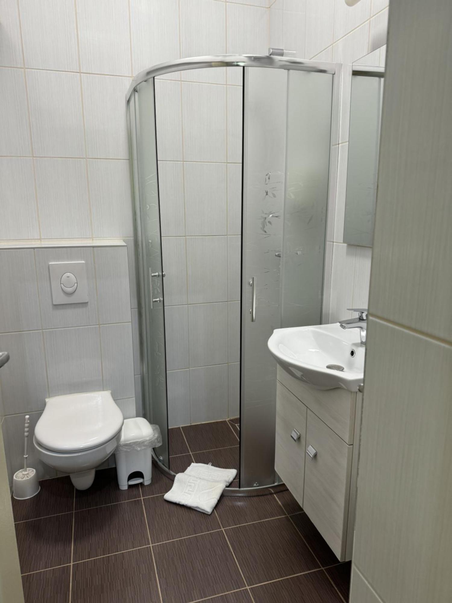 Szem-S Vendeghaz Hotel Balatonszemes Bagian luar foto