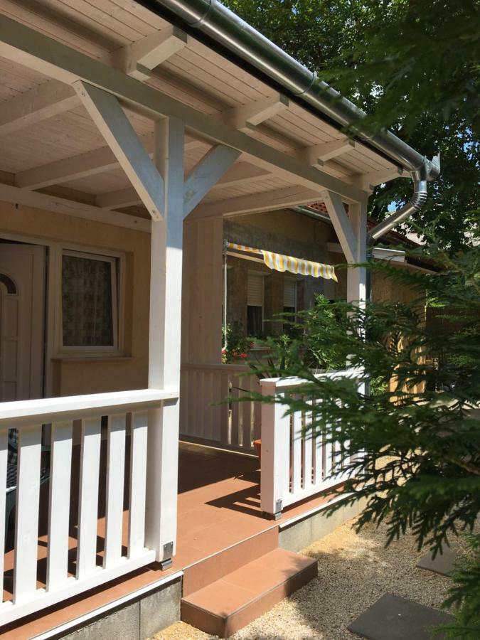 Szem-S Vendeghaz Hotel Balatonszemes Bagian luar foto